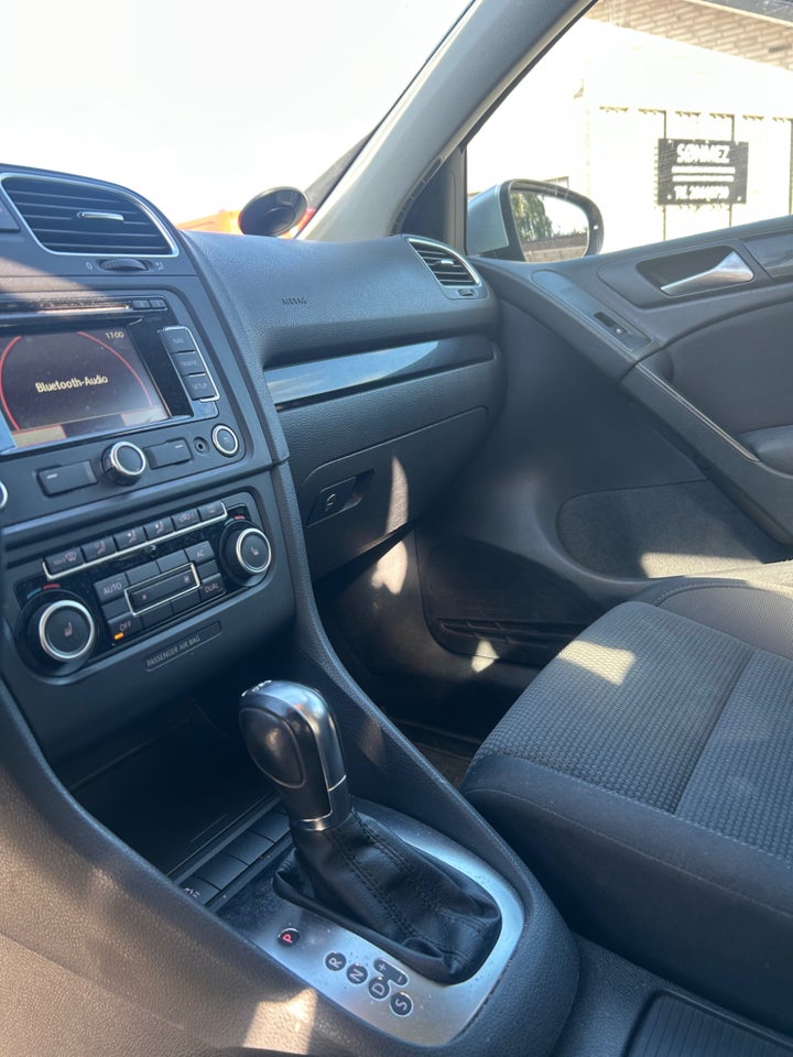 VW Golf VI 1,6 TDi 105 Comfortline DSG BMT 5d