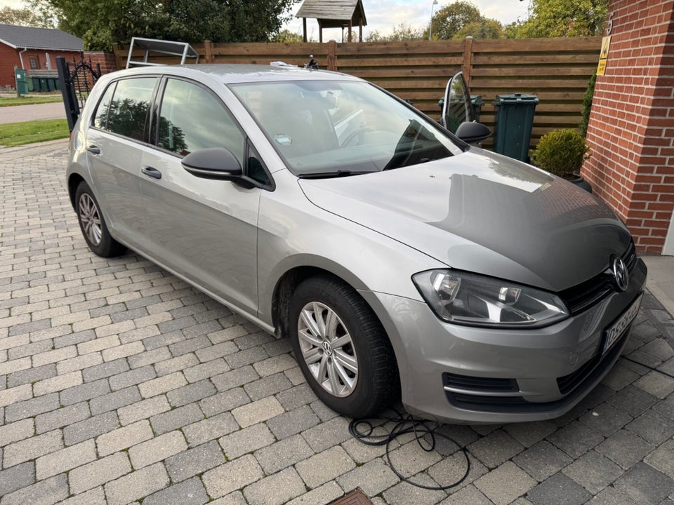 VW Golf VII 1,2 TSi 85 Startline BMT 5d