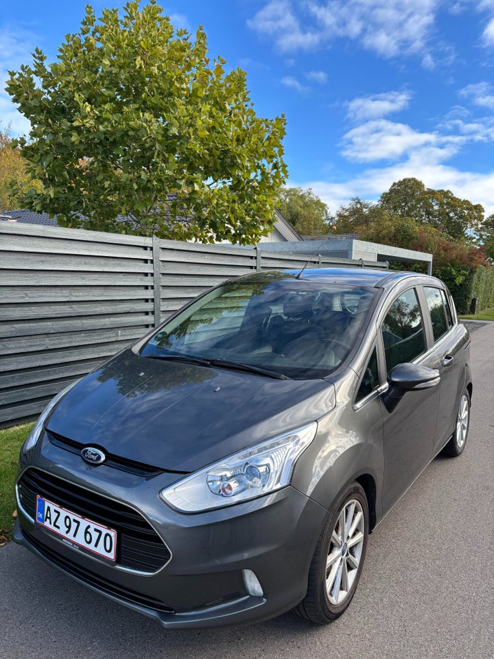 Ford B-MAX 1,0 SCTi 100 Titanium 5d