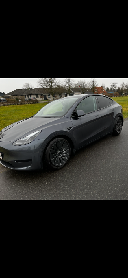 Tesla Model Y RWD 5d