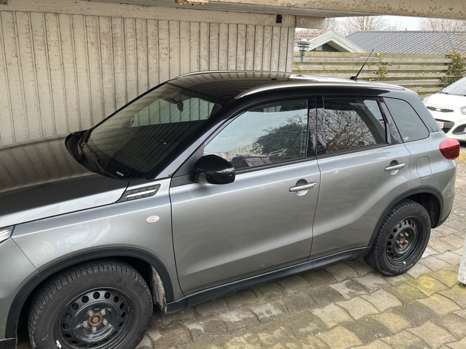 Suzuki Vitara 1,0 Boosterjet Club 5d