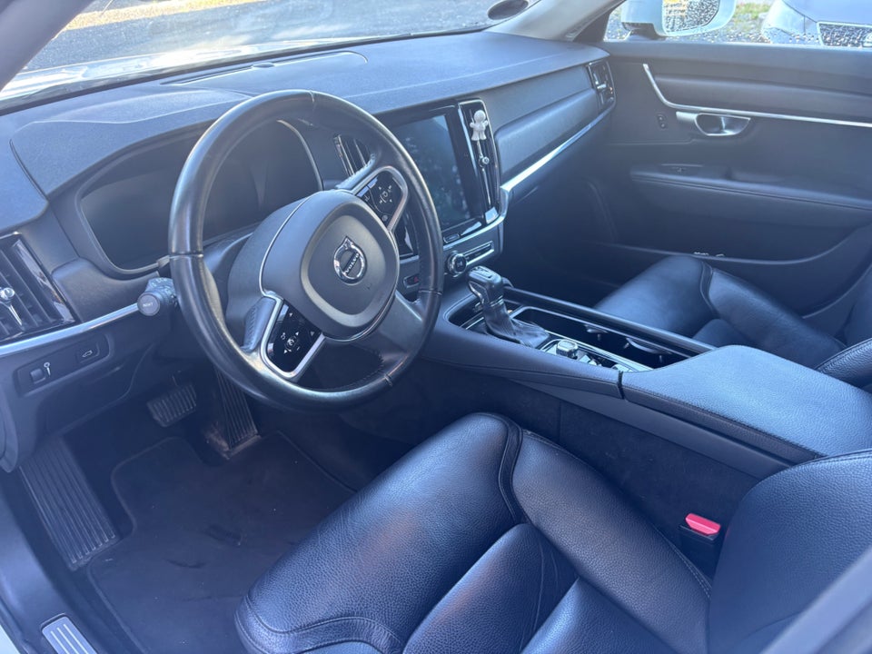 Volvo V90 CC 2,0 D4 190 Pro aut. AWD 5d