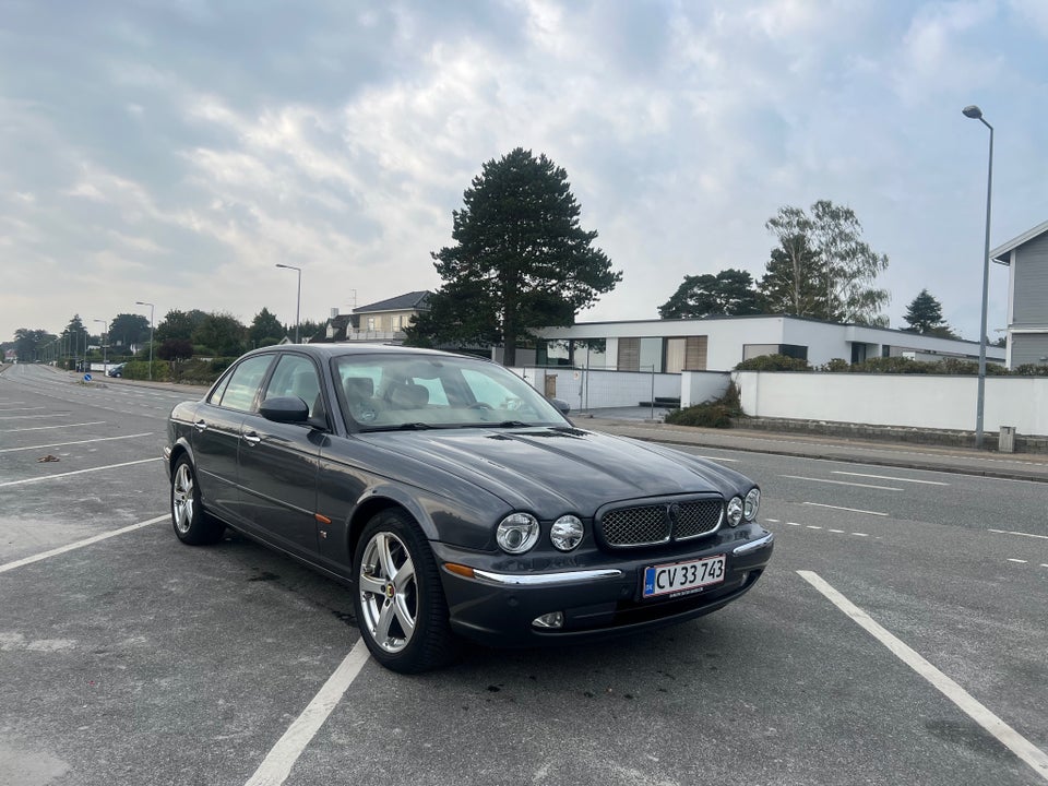 Jaguar XJR 4,2 aut. 4d