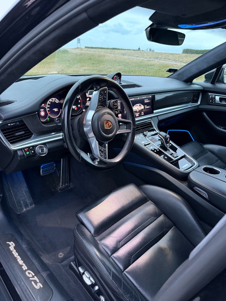 Porsche Panamera GTS 4,0 Sport Turismo PDK 5d