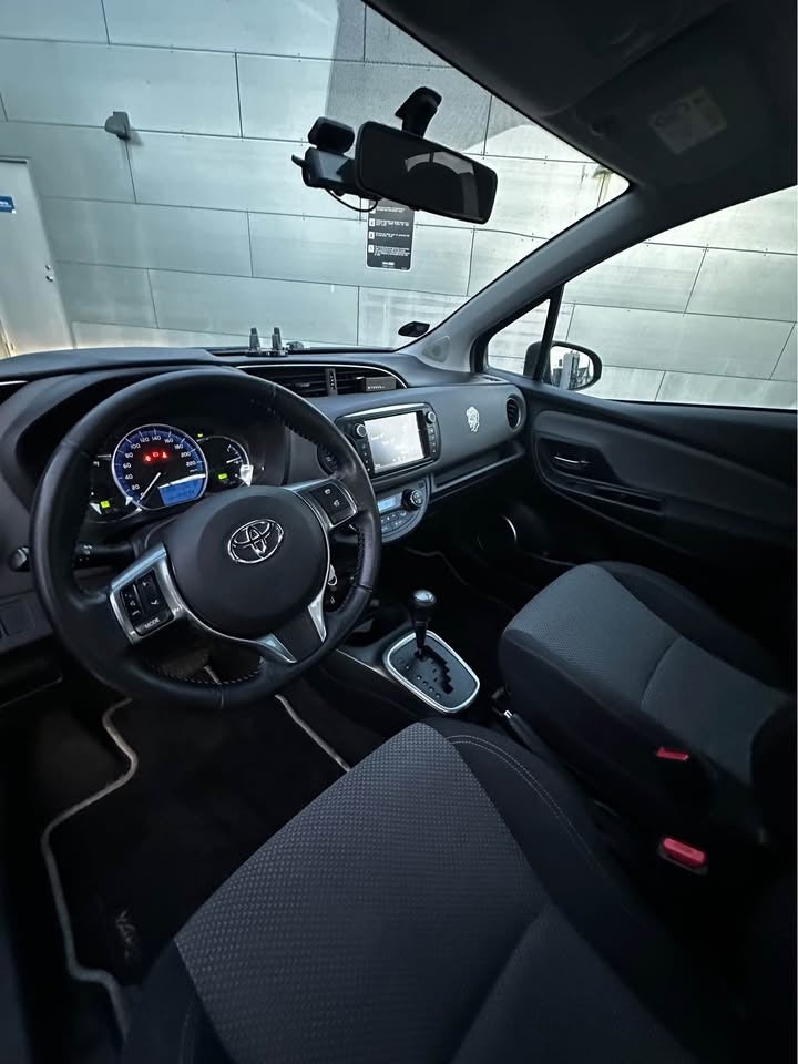 Toyota Yaris 1,5 Hybrid H2 Komfort e-CVT 5d