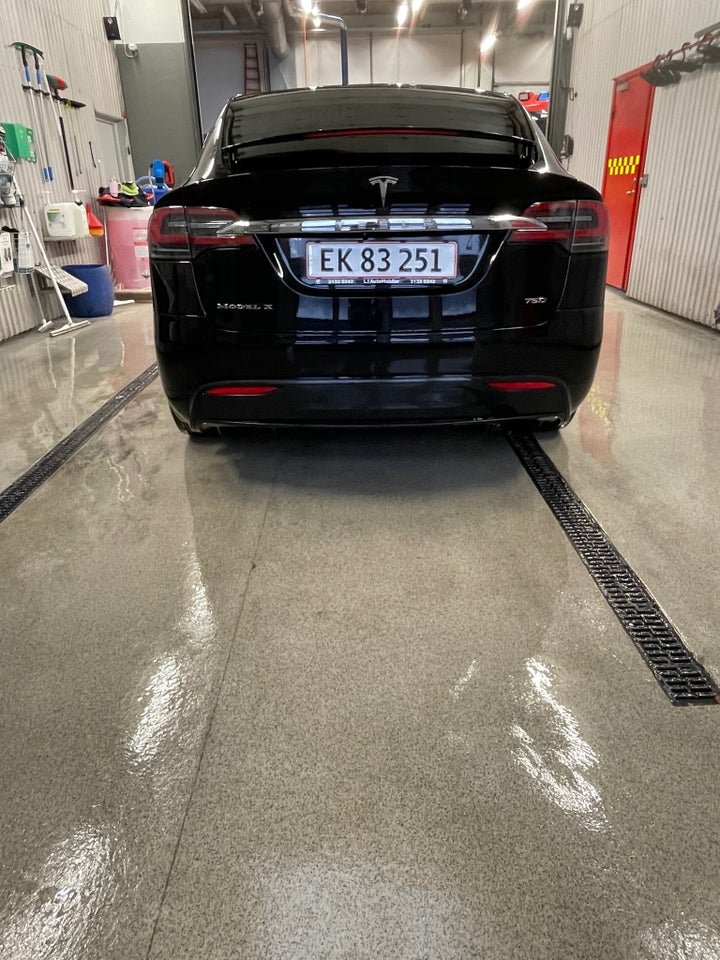 Tesla Model X 75D 7prs 5d