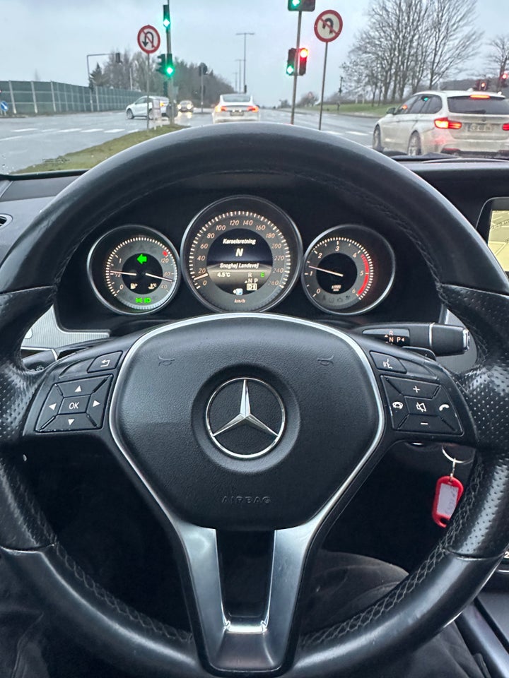 Mercedes E200 2,2 BlueTEC Avantgarde aut. 4d