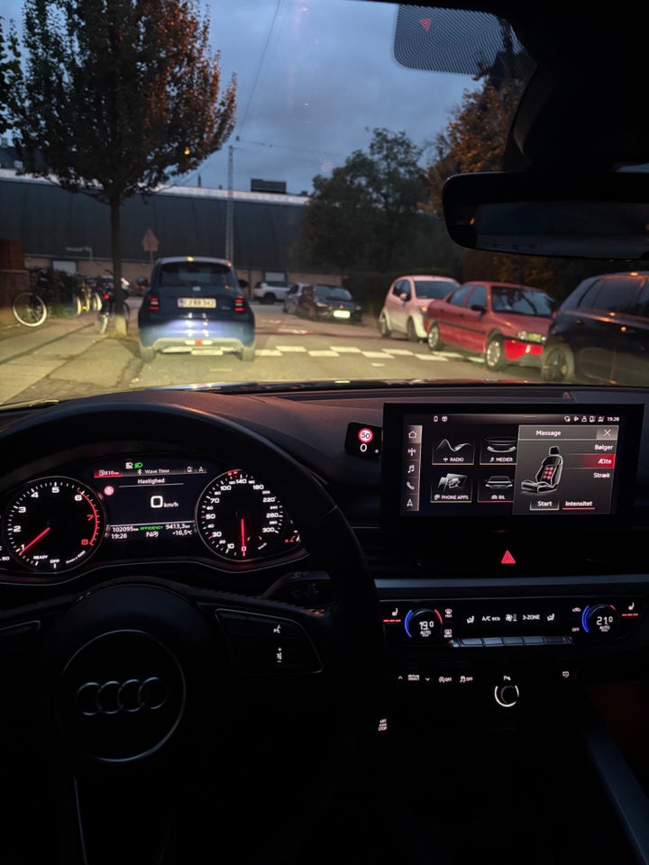 Audi A4 40 TFSi Advanced Avant S-tr. 5d
