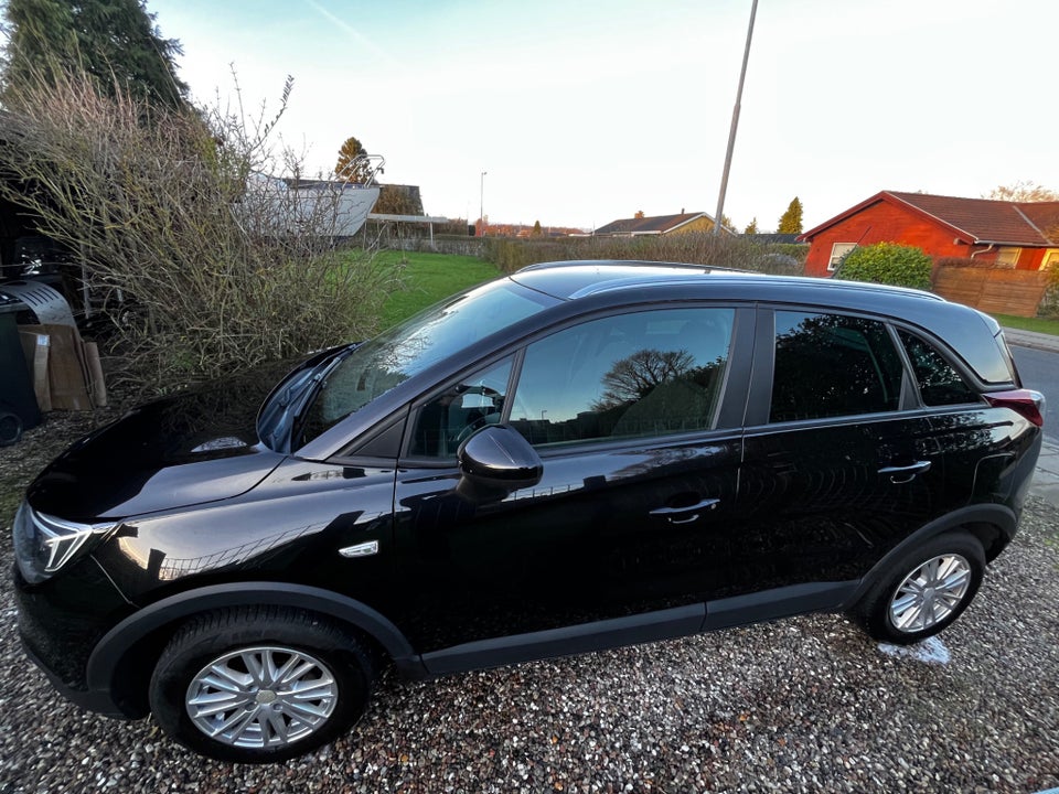 Opel Crossland X 1,2 Excite 5d