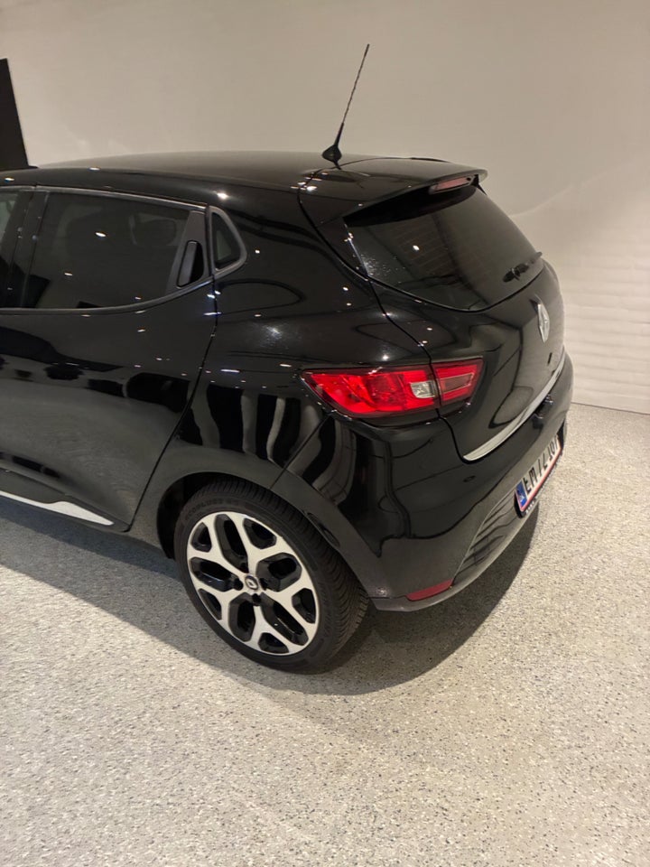 Renault Clio IV 0,9 TCe 90 Expression 5d