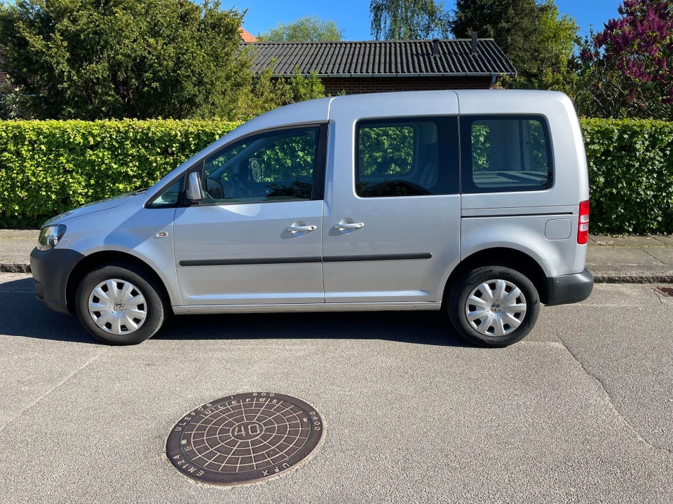 VW Caddy 1,2 TSi 85 Trendline 5d