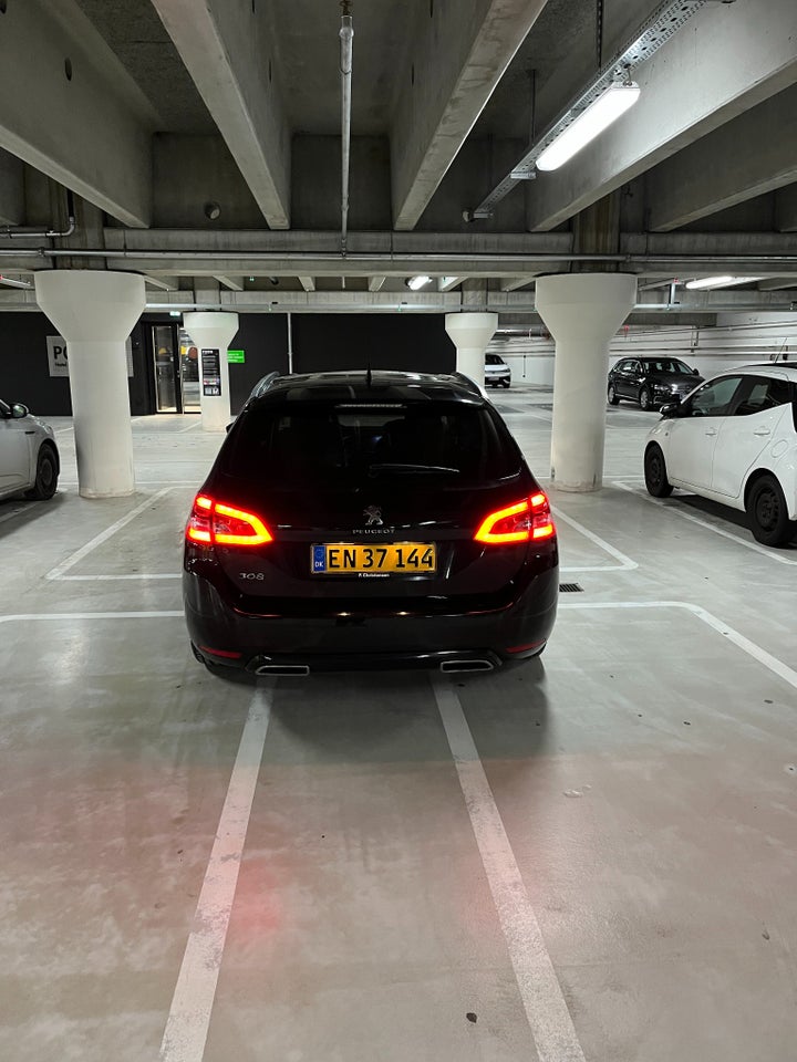 Peugeot 308 1,6 BlueHDi 120 Allure Sky SW Van 5d