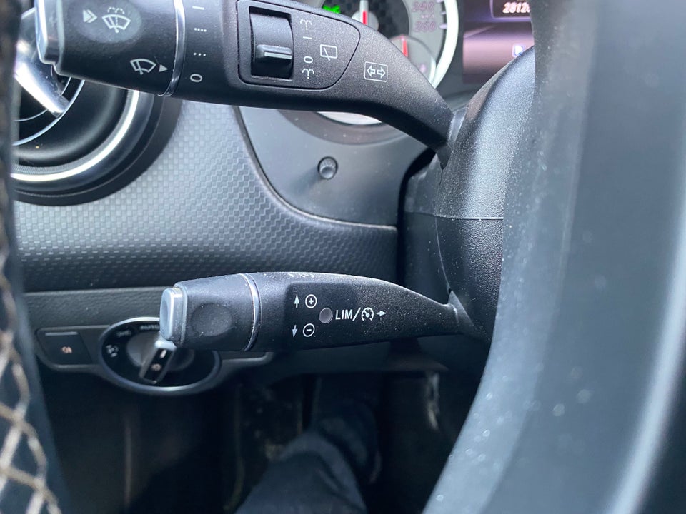 Mercedes A180 1,5 CDi Urban 5d