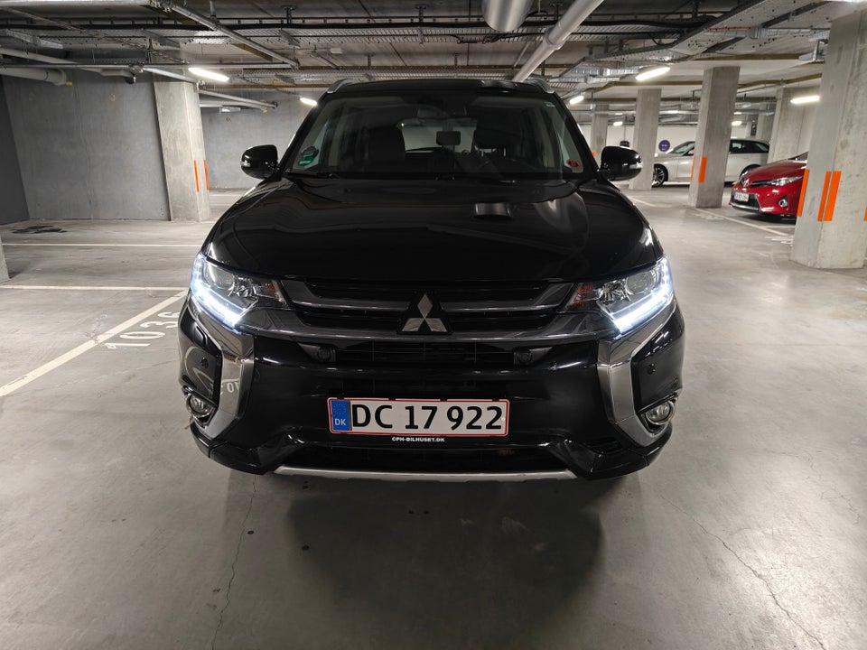 Mitsubishi Outlander 2,0 PHEV Business aut. 5d