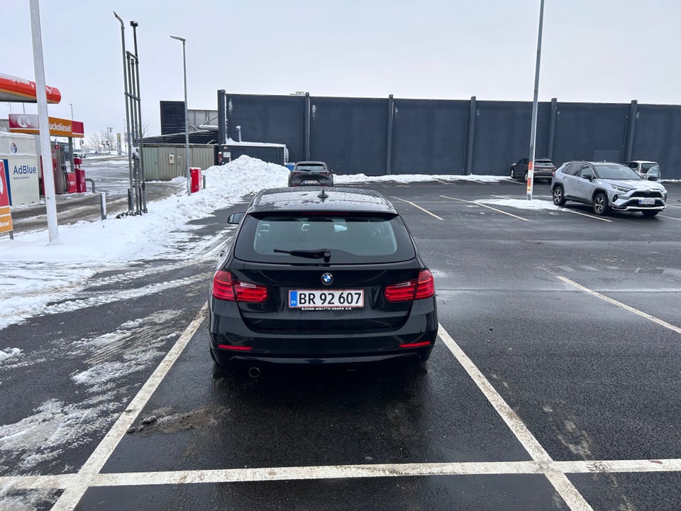 BMW 320d 2,0 Touring M Performance aut. 5d