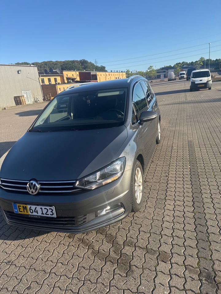 VW Touran 1,6 TDi 115 Highline Van 5d