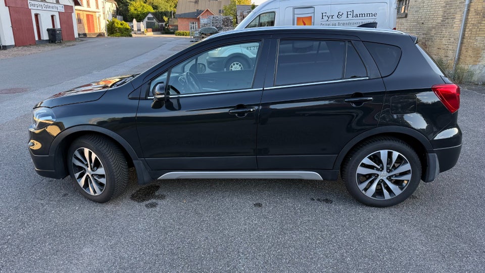 Suzuki S-Cross 1,0 Boosterjet Exclusive 5d