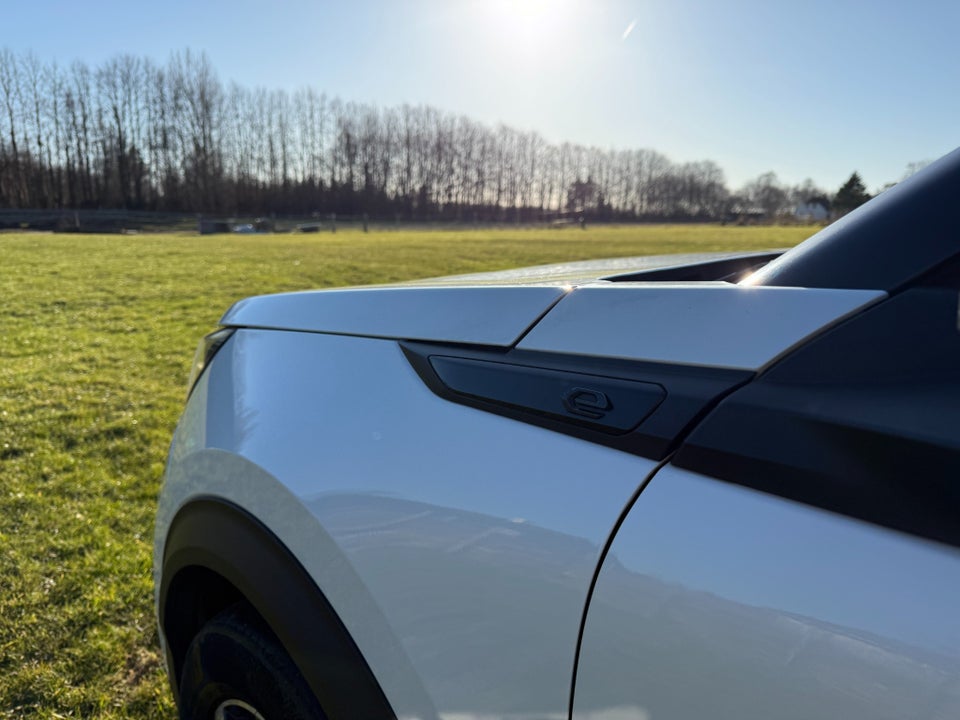 Peugeot e-2008 50 GT Line 5d