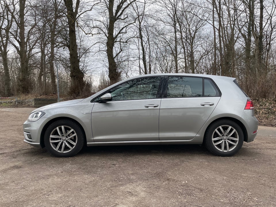 VW Golf VII 1,5 TSi 130 Comfortline Connect 5d