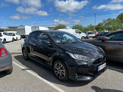 Toyota Yaris 1,5 Hybrid Style e-CVT 5d