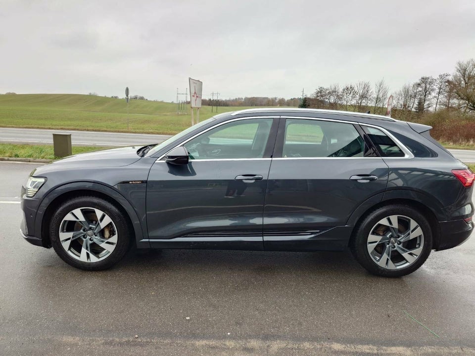 Audi e-tron 50 S-line quattro 5d
