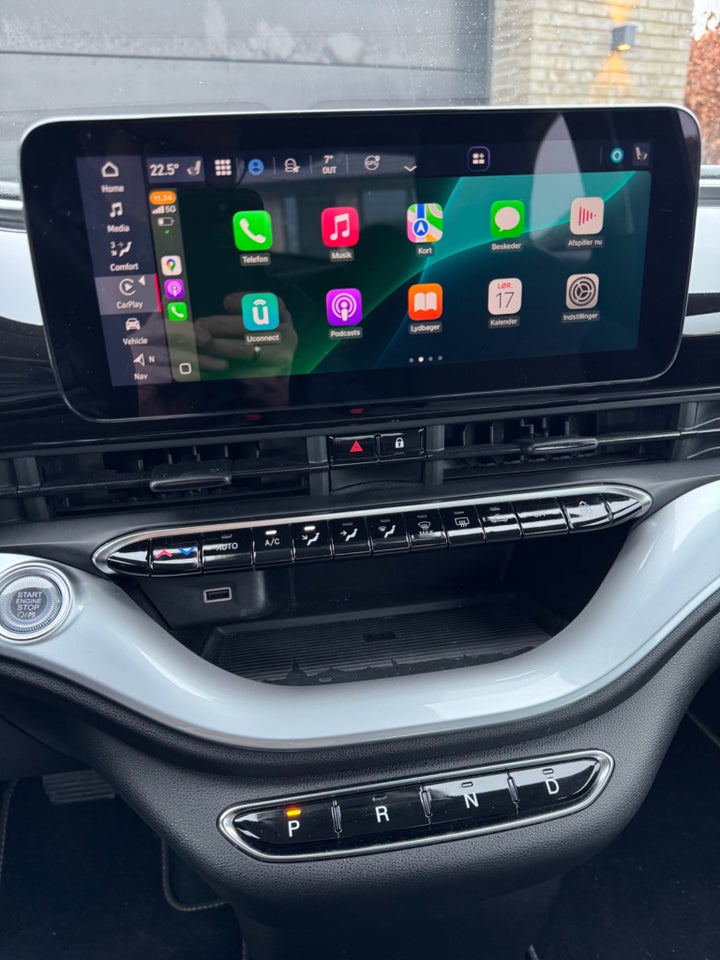 Fiat 500e 42 Icon 3d