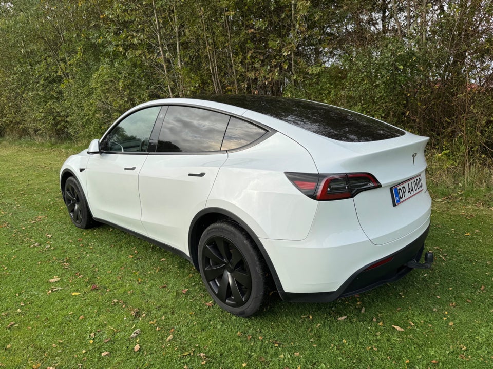Tesla Model Y Long Range AWD 5d