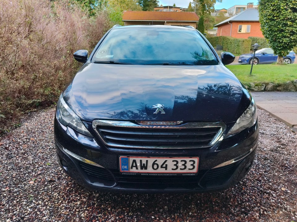 Peugeot 308 1,6 BlueHDi 120 Style SW 5d