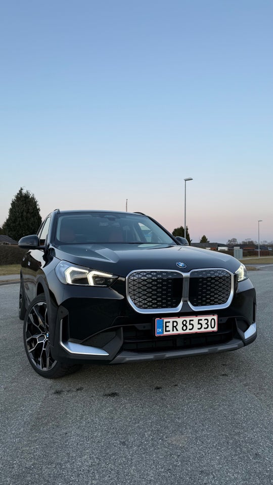 BMW iX1 xDrive30 Fully Charged 5d