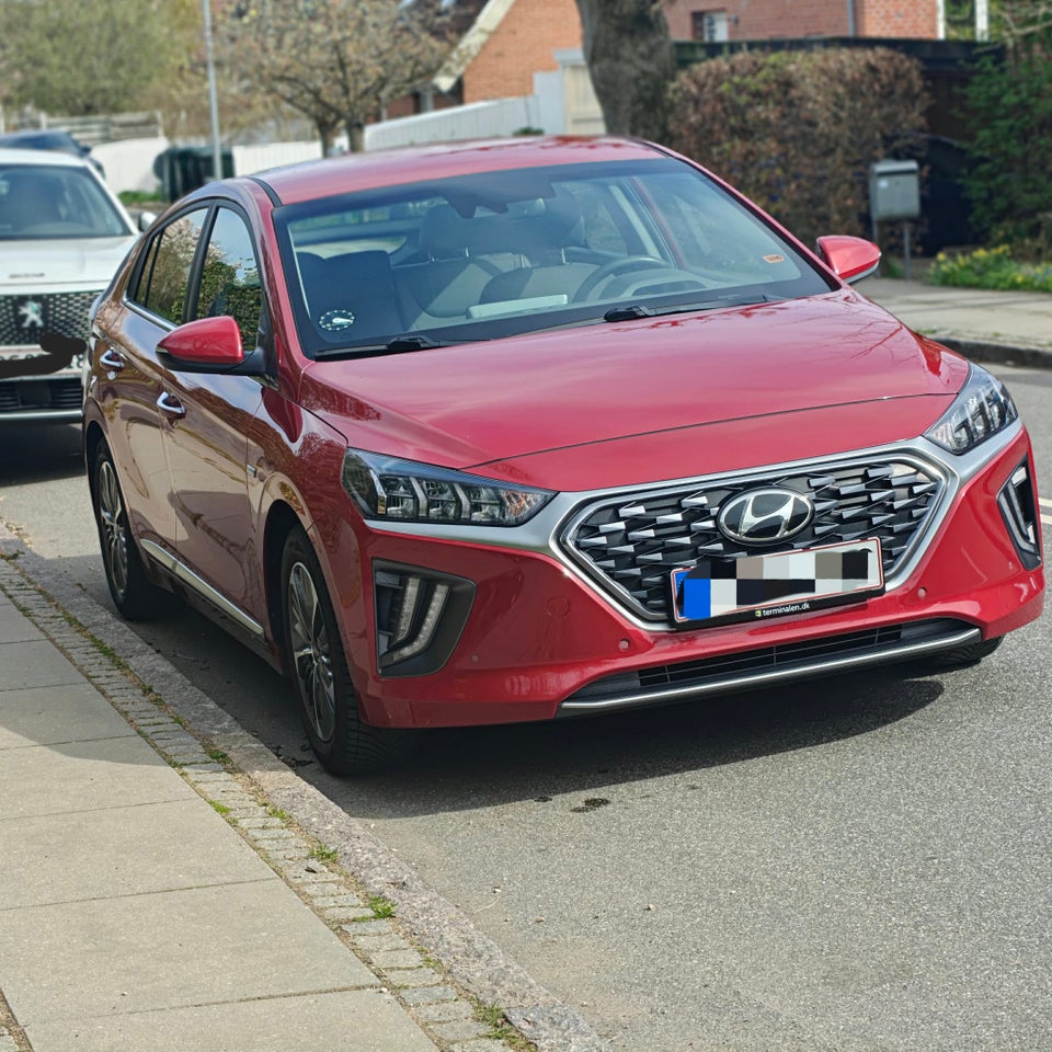Hyundai Ioniq 1,6 PHEV Premium DCT 5d