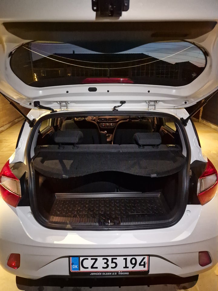Hyundai i10 1,0 MPi Essential 5d