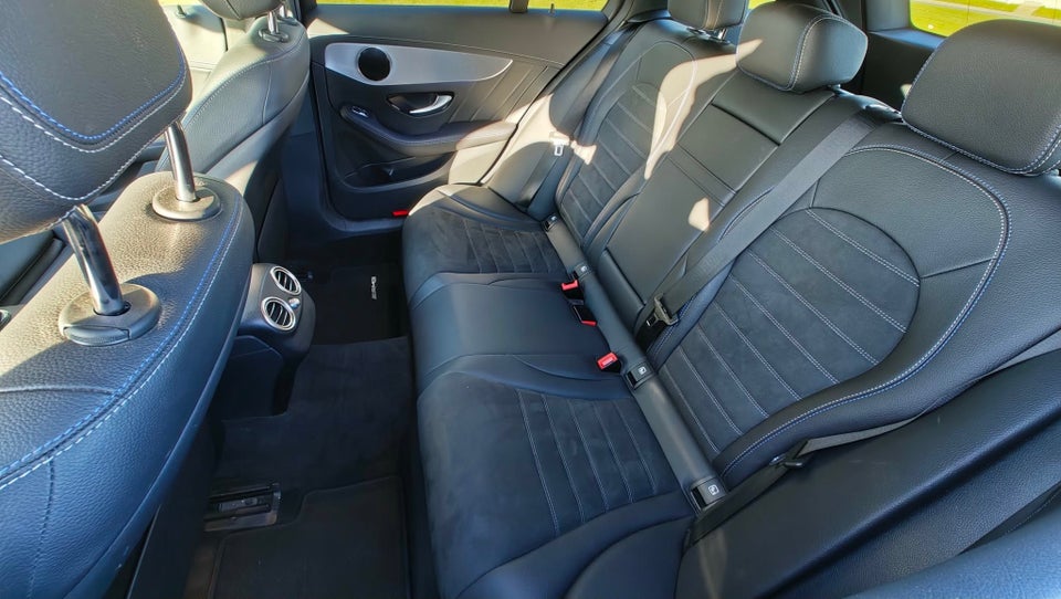 Mercedes C300 e 2,0 AMG Line Night Edition stc. aut. 5d