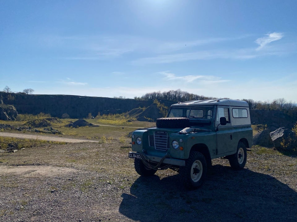 Land Rover Serie III 2,3 D 109" Hard Top 3d
