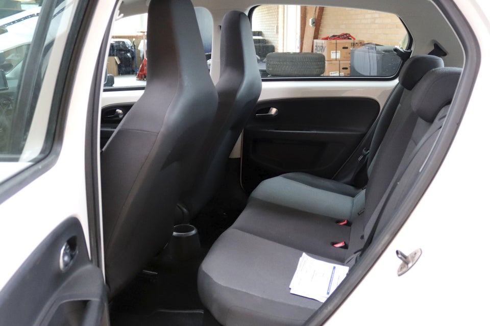 VW Up! 1,0 60 Move Up! BMT 5d