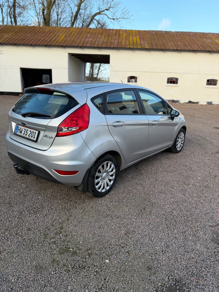 Ford Fiesta 1,25 60 Titanium 5d