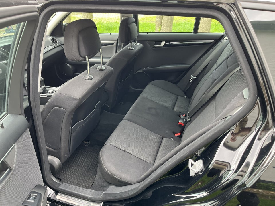 Mercedes C180 2,2 CDi Avantgarde stc. BE 5d