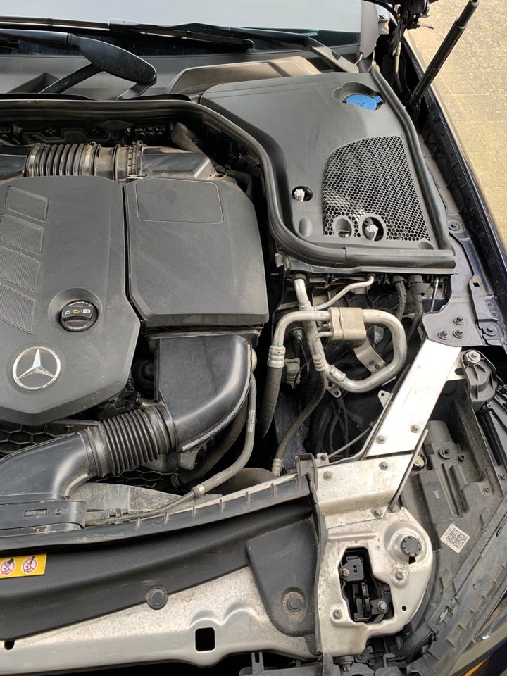 Mercedes E220 d 2,0 Avantgarde stc. aut. 5d