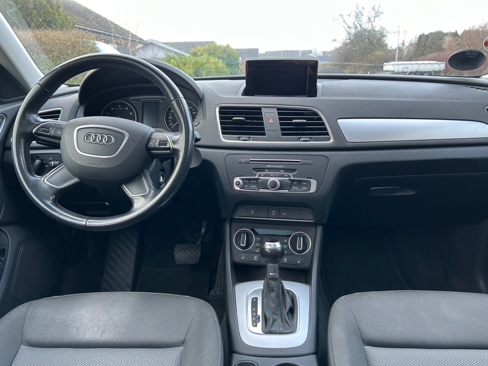 Audi Q3 1,4 TFSi 150 S-tr. 5d