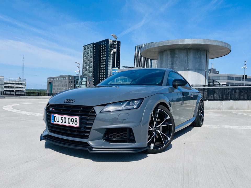 Audi TTS 2,0 TFSi Coupé quattro S-tr. 2d