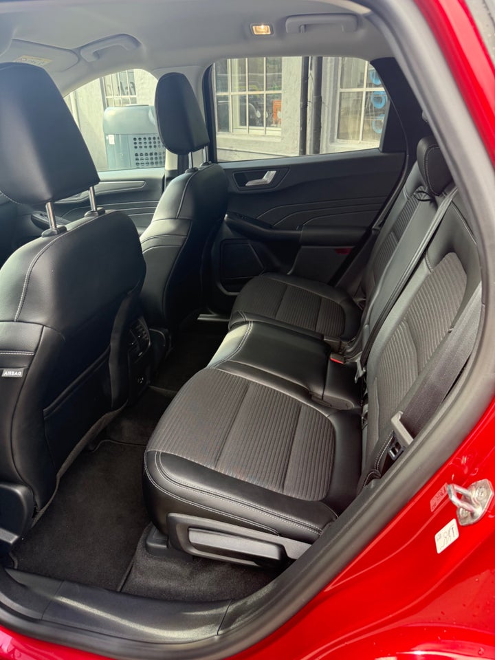 Ford Kuga 2,5 PHEV Titanium CVT 5d