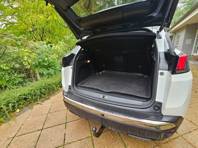 Peugeot 3008 1,6 Hybrid Allure Limited EAT8 5d