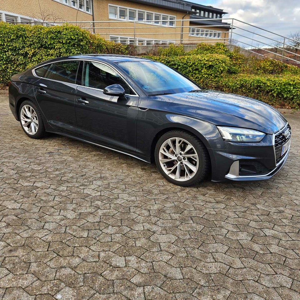 Audi A5 40 TDi S-line Sportback quattro S-tr. 5d