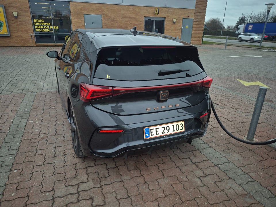 Cupra Born 58 Dinamica Pack High 5d