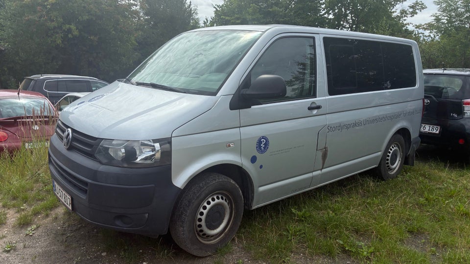 VW Caravelle 2,0 TDi 140 Comfortline DSG kort 4d