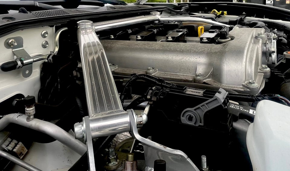 Mazda MX-5 2,0 SkyActiv-G 160 RF Sport 2d