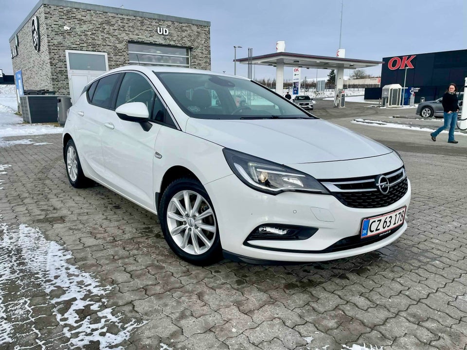 Opel Astra 1,0 T 105 Impress 5d