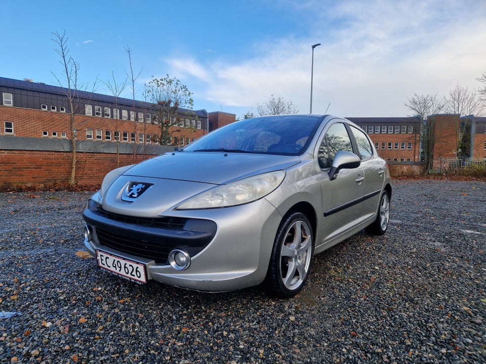 Peugeot 207 1,6  5d