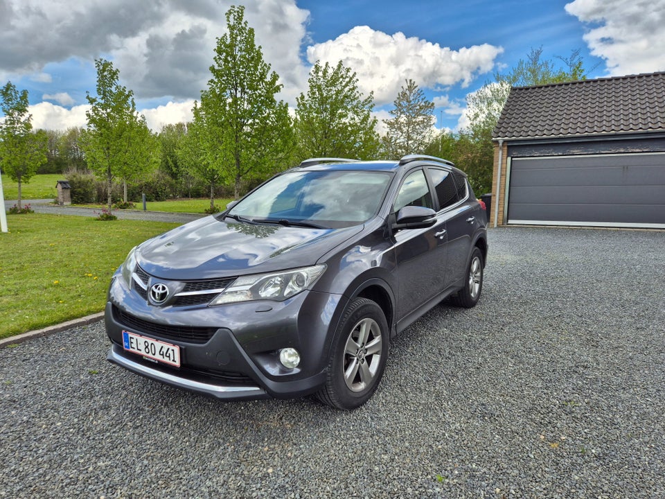Toyota RAV4 2,0 D-4D T3 5d