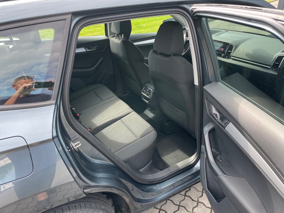 Skoda Karoq 1,6 TDi 115 Ambition+ DSG 5d