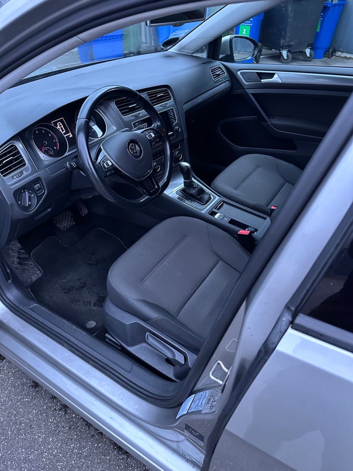 VW Golf VII 1,4 TSi 122 Comfortline DSG BMT 5d